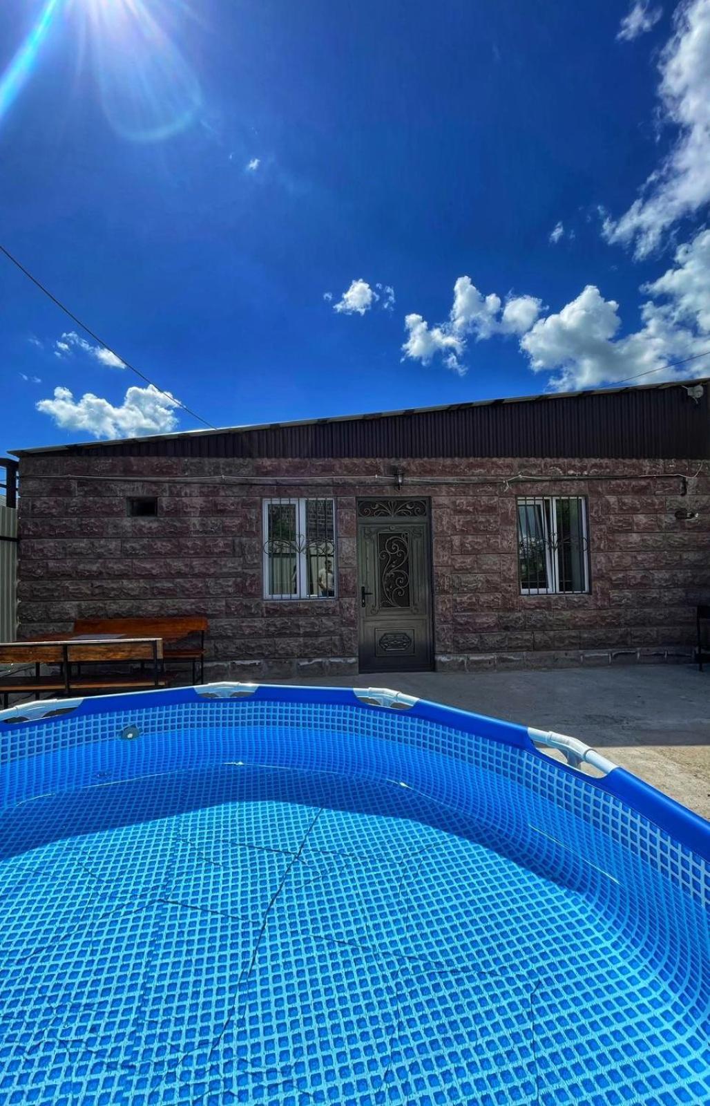 Lidiani Guest House 기우므리 외부 사진